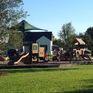 Hardly ever a crowd here. Great for you get kids and pets