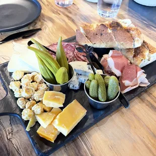 3 cheese 2 charcuterie