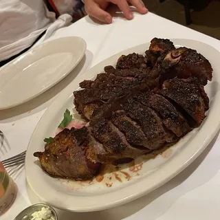 Prime Porterhouse (24oz)