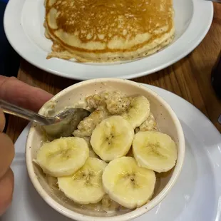 Pancakes and creme brûlée oatmeal!!