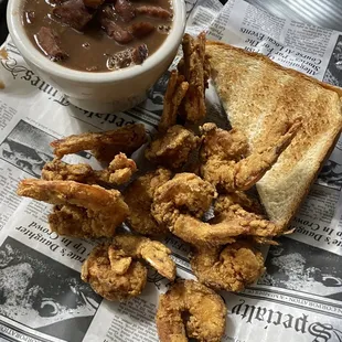Fried shrimp and red beans