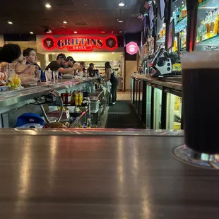 Bar POV