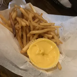Long cut fries with cheese