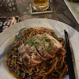 Thai noodles with pork loin