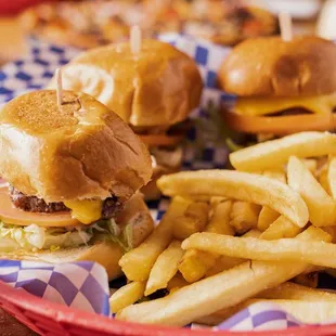 Cheeseburger Sliders