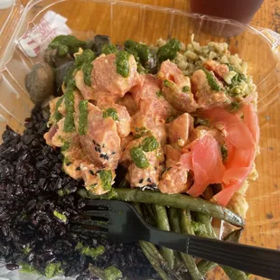 Pick five bowl with spicy tuna--great flavors!