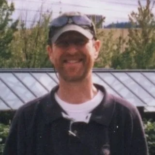 Tom M.