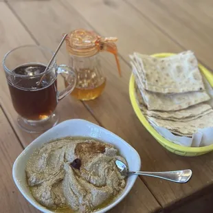 Hummus Persian Tea