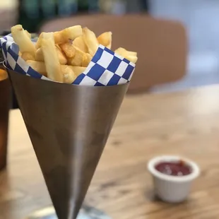 Garlic fries - hot and delicious!
