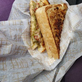 Carmela (grilled cheese with tomato and pesto)