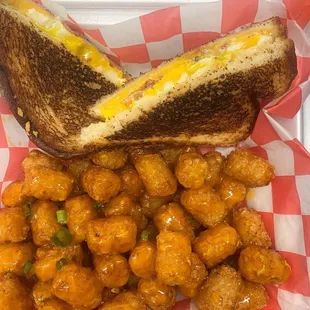 Tots and grilled cheese