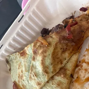 Where's the house sauce?  That why i ordered extra but didn't get any extra nothing!