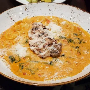 Tortellini A La Vodka Tomato-Basil-Vodka sauce, cheese tortellini, spinach, tomato, garlic