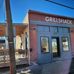 Outside Grillshack