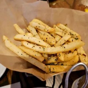 Garlic fries