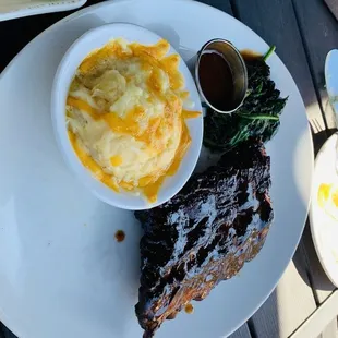 Ribs &amp; potatoes au gratin.