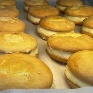 Vanilla wafer dessert