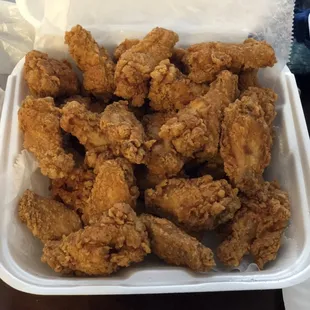 fried chicken, chicken wings and fried chicken, bbq chicken, bbq wings, fried chicken wings, chicken, chicken wings, poultry, food