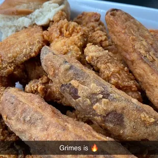 Pegs, flats and potato wedges.