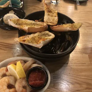 Shrimp cocktail and awesome steamed mussels