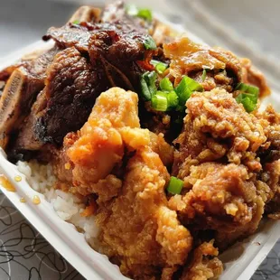 Kalbi Ribs and Ono Chicken. Can't even close it there's so much!!