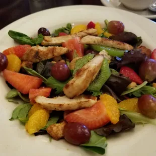 Key West Salad, small size with added 1/2 grilled chicken breast. I ordered their fresh hot bacon dressing.