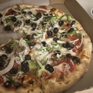 Combination pizza, no mushrooms