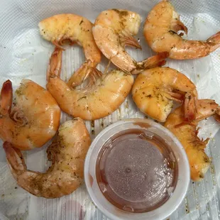 shrimp and dipping sauce