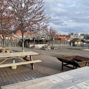 Picnic area - which they weren't servicing in March 2021. You could order food and sit out there without service though.