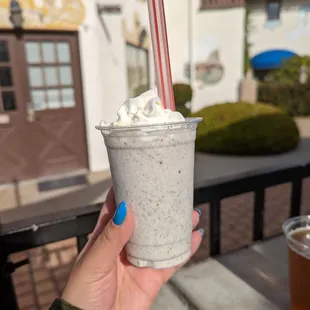 Oreo milkshake