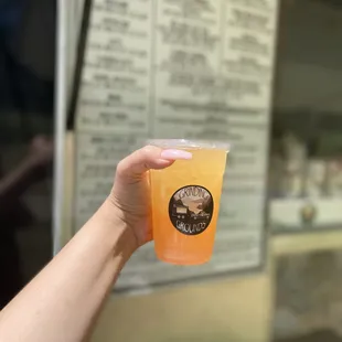 Peach green tea lemonade. Also available in sugar free.