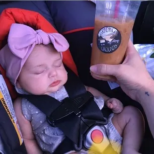 #MOMJuice espresso shots over ice with my protein!