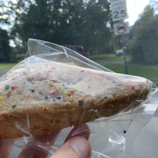 White chocolate scone