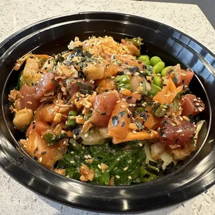 Large bowl with cucumber base