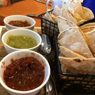 Chips & Salsa