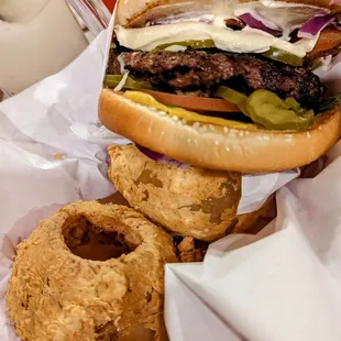 Jalapeño popper burger