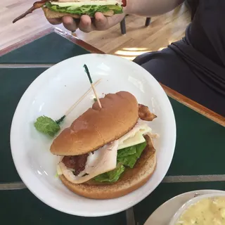 Turkey Bacon Sandwich Lunch