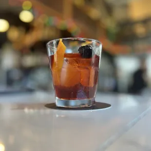 oysters and mussels, drink