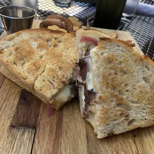 Brisket Munster