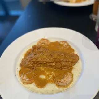 Fried Catfish and Grits