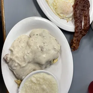 Biscuit and Sausage gravy with grits