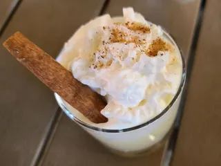 Emmet's Social Table