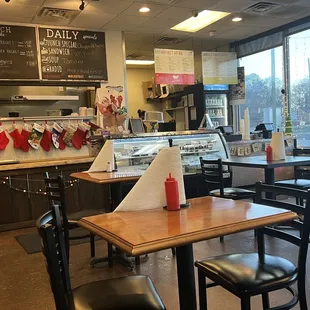 sushi and sashimi, interior