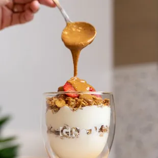 Greek yogurt parfait with almond butter