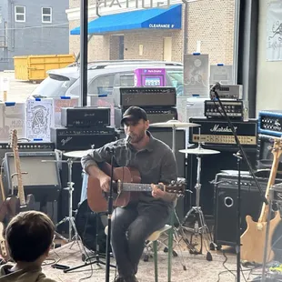 Mike Schlesinger doing an incredible in shop performance