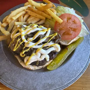 8 oz. Ground Pat&apos;i Burger