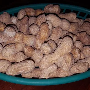 Comp Peanuts