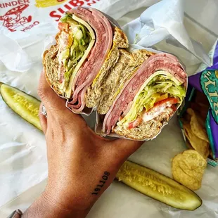 Ann&apos;s special with no olives or onions . (IG- Angiela.Eats)