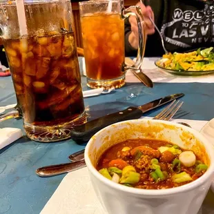 Cup of chili &amp; LARGE diet &amp; ice tea.