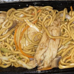 Chicken lo mein